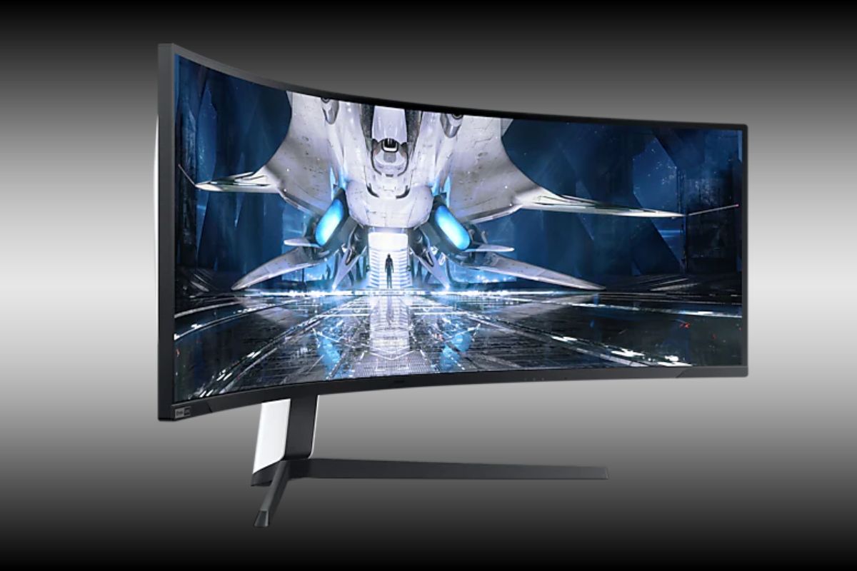 Samsung Unveils The World’s First Dual Ultra HD Gaming Monitor